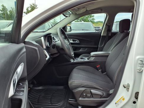Used 2014 Chevrolet Equinox LS FWD image 13