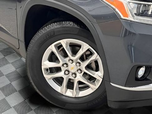 Used 2018 Chevrolet Traverse LT AWD/4WD image 26
