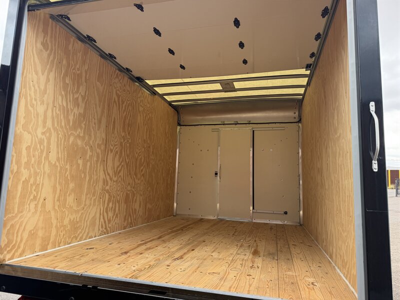 Used 2024 Mercedes-Benz Sprinter 3500 image 8