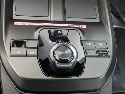 New 2026 Subaru Solterra Premium image 13