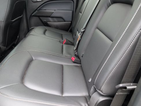 Used 2022 Chevrolet Colorado Z71 image 5