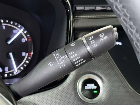 Used 2017 Cadillac XT5 Luxury w/ Driver Awareness Package image 29