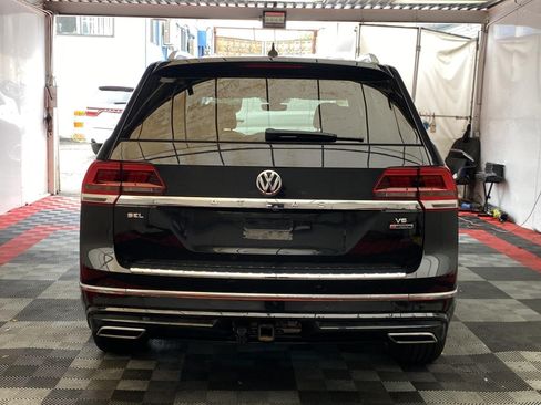 Used 2019 Volkswagen Atlas SEL R-Line AWD/4WD image 5