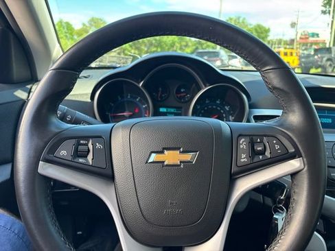 Used 2013 Chevrolet Cruze LT FWD image 16