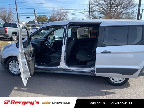 Used 2018 Ford Transit Connect XL image 25