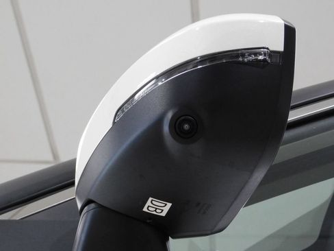 Used 2023 Nissan Rogue SV AWD/4WD image 21