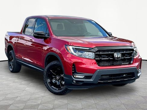 Used 2025 Honda Ridgeline Black Edition image 3