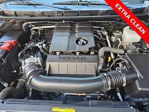 Used 2025 Nissan Frontier SV w/ Tow Package image 13