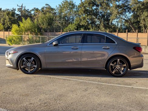 Used 2021 Mercedes-Benz A 220 image 7