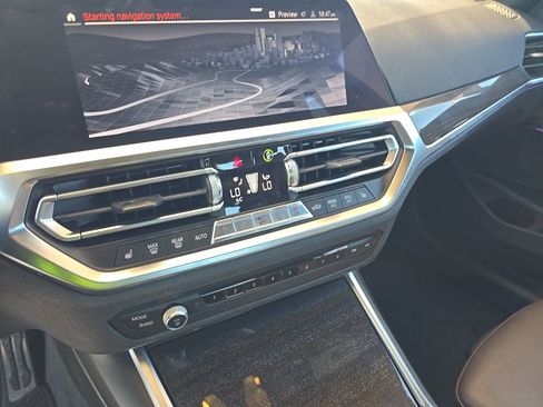Used 2019 BMW 330i Sedan w/ M Sport Package RWD image 14