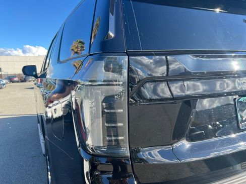 Used 2025 Chevrolet Tahoe Premier image 35