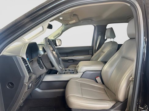 Used 2021 Ford Expedition XLT RWD image 13