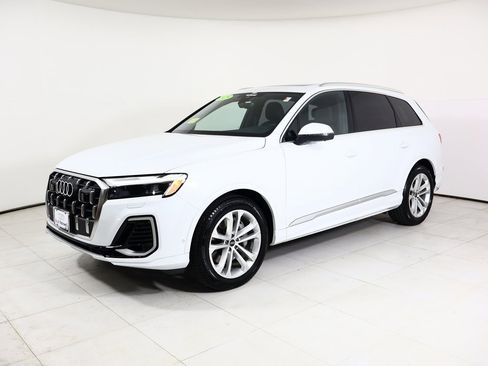 Used 2025 Audi Q7 3.0T Premium Plus w/ Premium Plus Package image 11