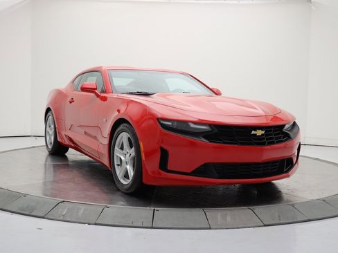 Used 2023 Chevrolet Camaro LT image 7