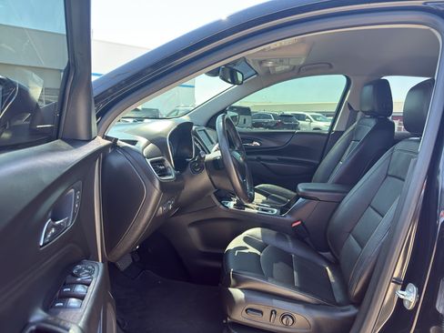 Used 2020 Chevrolet Equinox LT w/ Sport Edition AWD/4WD image 12