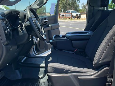 Used 2022 Chevrolet Silverado 1500 W/T RWD image 17
