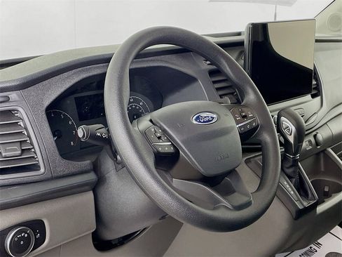 New 2025 Ford Transit 250 148 Medium Roof image 12