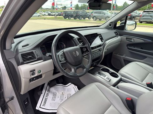 Used 2022 Honda Pilot Special Edition image 9