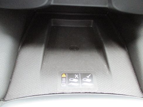 Used 2024 Chevrolet Blazer LT w/ Convenience Package FWD image 21