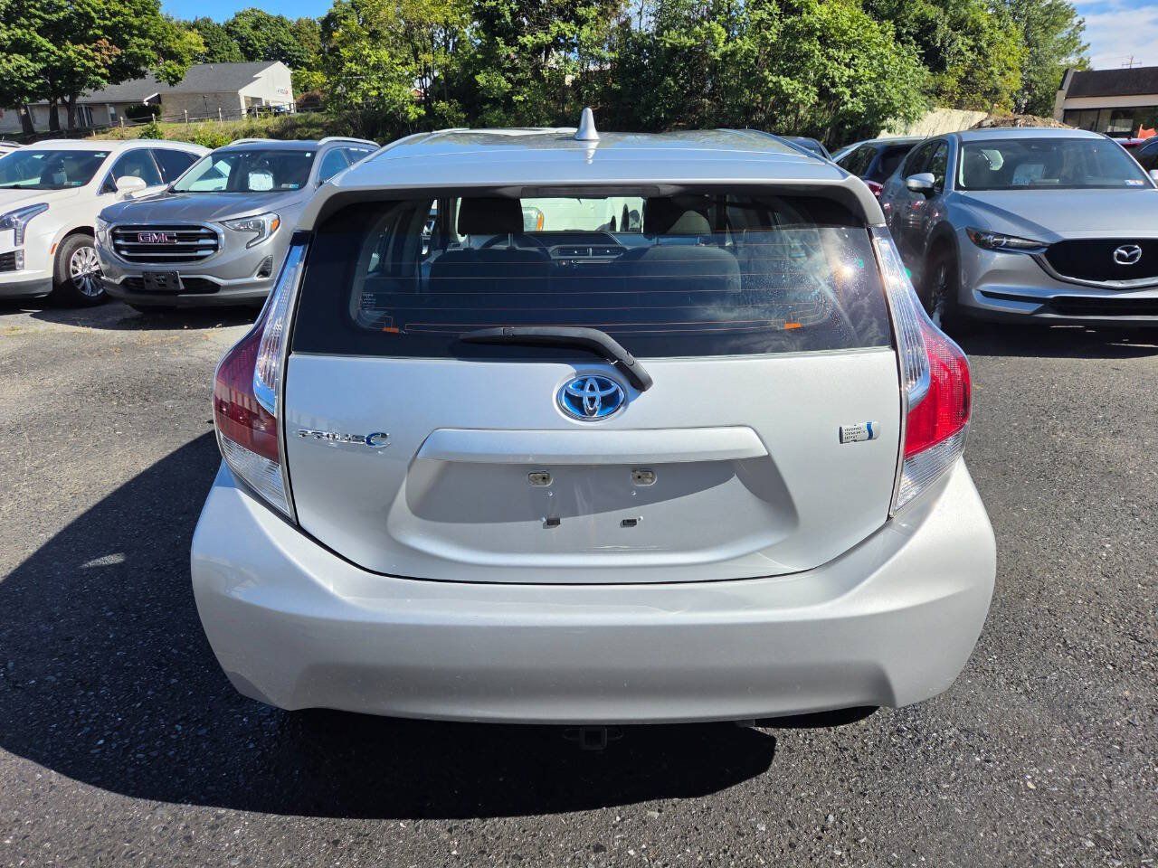 Used 2015 Toyota Prius C Two FWD image 7