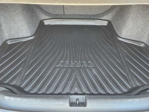 Used 2019 Honda Accord EX-L image 33