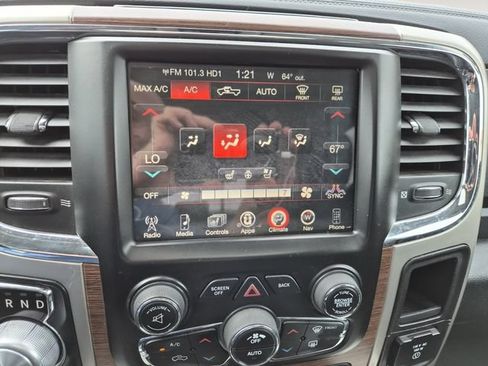 Used 2015 RAM 1500 Laramie w/ Convenience Group AWD/4WD image 15