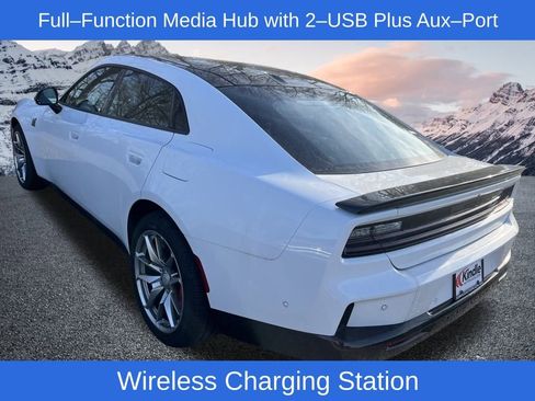 New 2026 Dodge Charger R/T Scat Pack w/ Track Package image 24