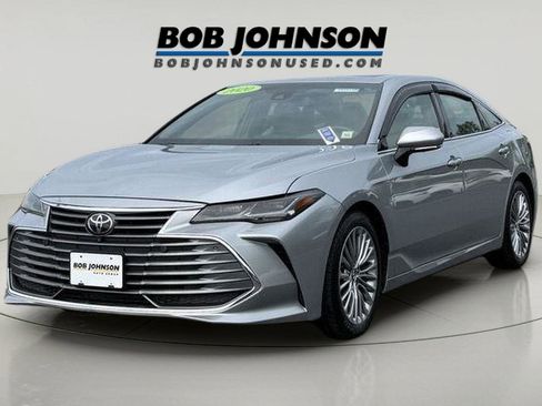 Used 2020 Toyota Avalon Limited w/ Advanced Safety Package FWD image 5