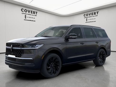 New 2026 Lincoln Navigator Reserve w/ Jet Appearance Package AWD/4WD image 1