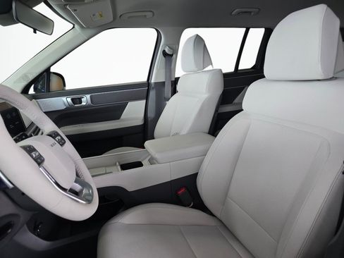New 2026 Hyundai Santa Fe SE AWD/4WD image 18
