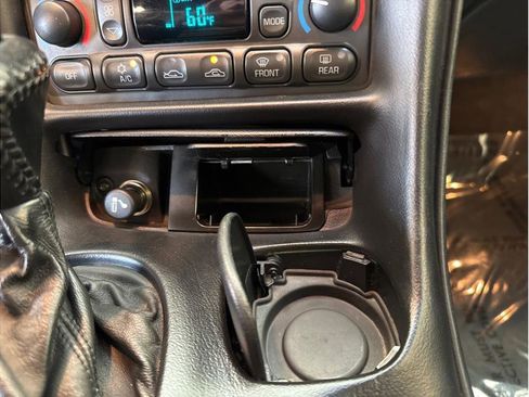 Used 1999 Chevrolet Corvette Coupe w/ Memory Pkg image 25