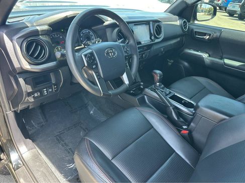 Used 2019 Toyota Tacoma TRD Pro AWD/4WD image 16