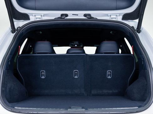 Used 2025 Genesis GV70 3.5T Sport w/ Sport Advanced Package image 8