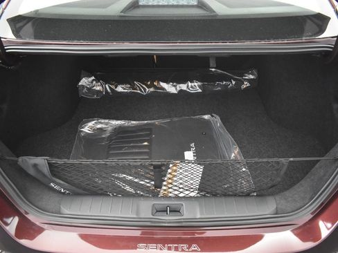 New 2025 Nissan Sentra SV w/ SV Premium Package image 33