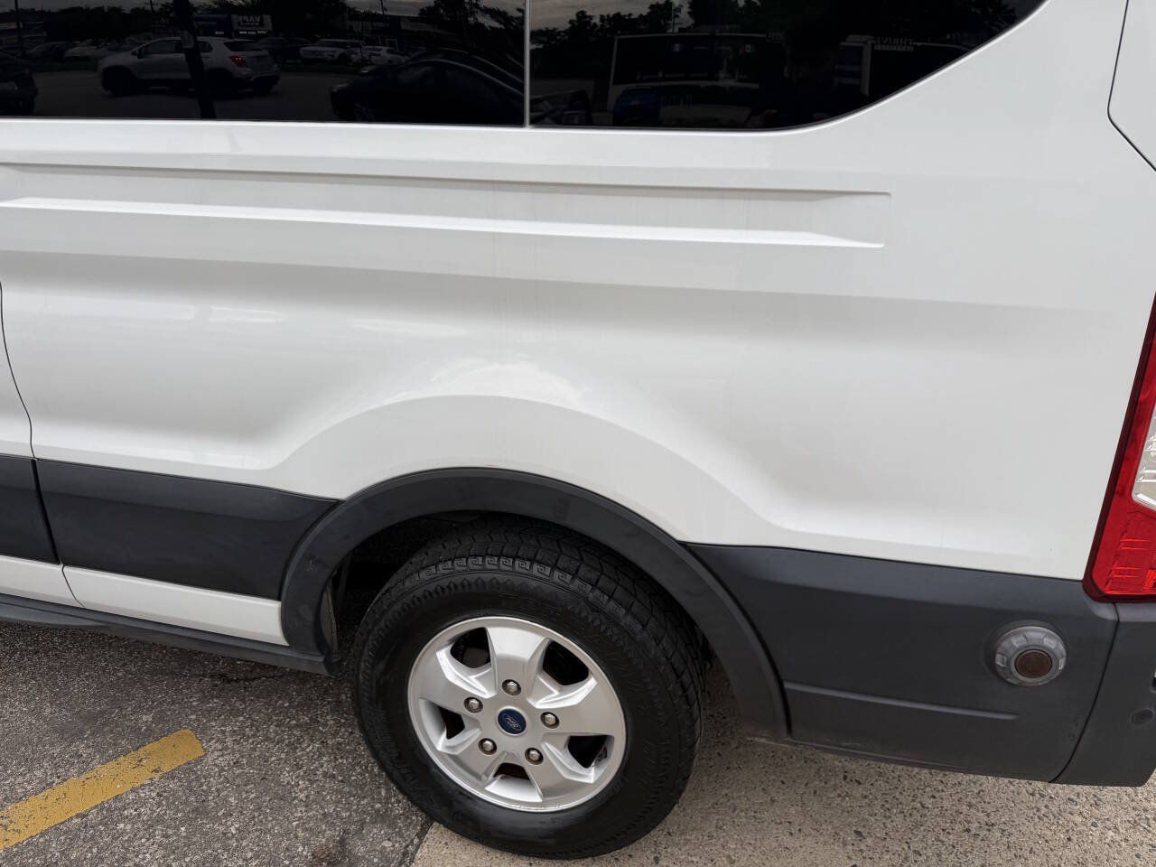 Used 2020 Ford Transit 350 XLT RWD image 22
