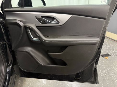 Used 2025 Chevrolet Blazer LT image 7