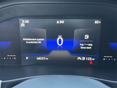 Certified 2022 Volkswagen Atlas SE w/ Panoramic Sunroof Package image 13