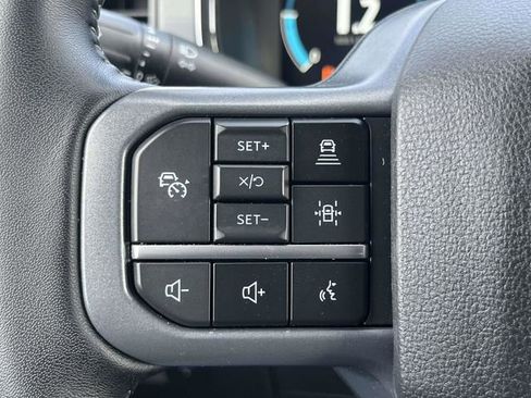 Used 2023 Ford F150 Lariat w/ Equipment Group 502A High image 28