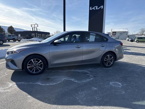 Certified 2023 Kia Forte LXS image 7