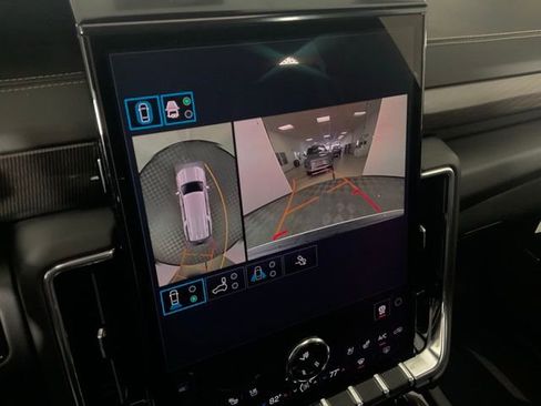 New 2026 GMC Yukon XL Elevation w/ Elevation Premium Package image 11