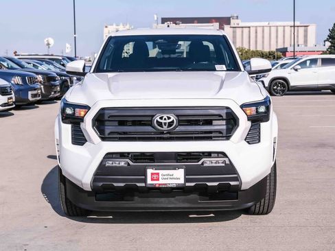 Certified 2025 Toyota Tacoma SR5 RWD image 2