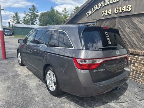 Used 2011 Honda Odyssey Touring image 2