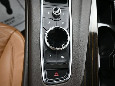 Used 2022 Cadillac Escalade ESV Sport w/ Touring Package AWD/4WD image 25