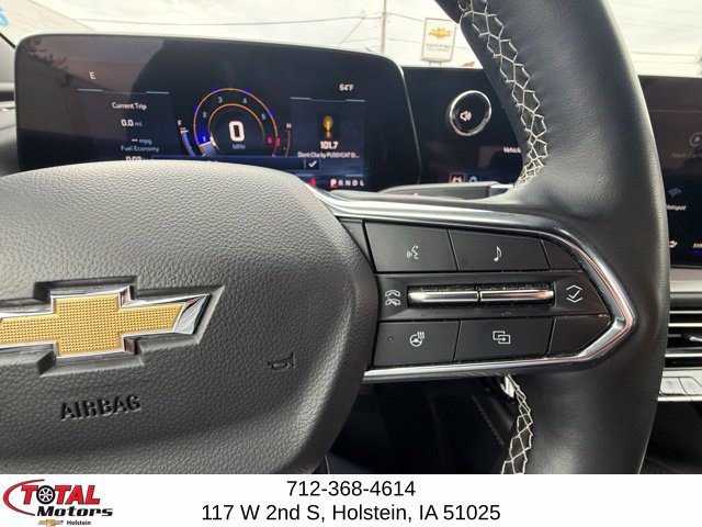 Used 2025 Chevrolet Traverse LT AWD/4WD image 24