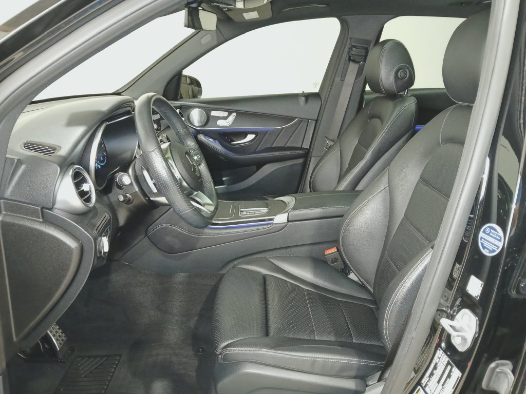 Certified 2020 Mercedes-Benz GLC 300 4MATIC image 10
