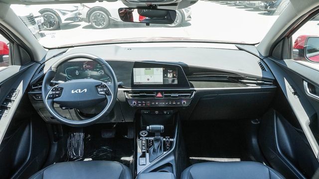 Certified 2025 Kia Niro EX FWD image 13