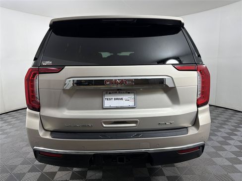 Certified 2021 GMC Yukon XL SLT w/ SLT Luxury Plus Package AWD/4WD image 5