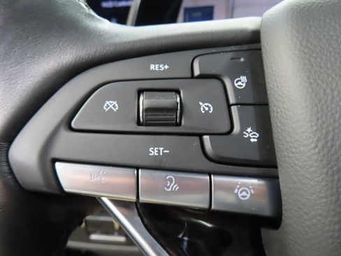 Used 2023 Cadillac Escalade ESV Sport image 70