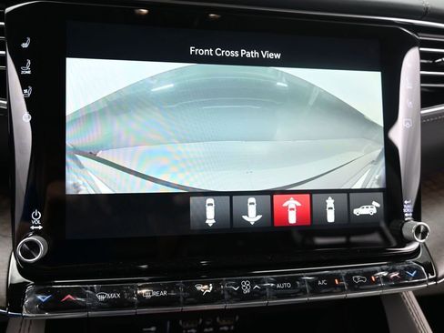 Used 2024 Jeep Grand Wagoneer L 4WD image 25