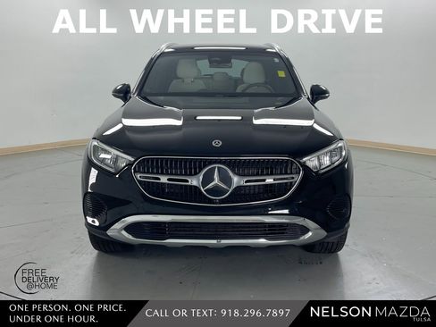 Used 2024 Mercedes-Benz GLC 300 4MATIC image 2